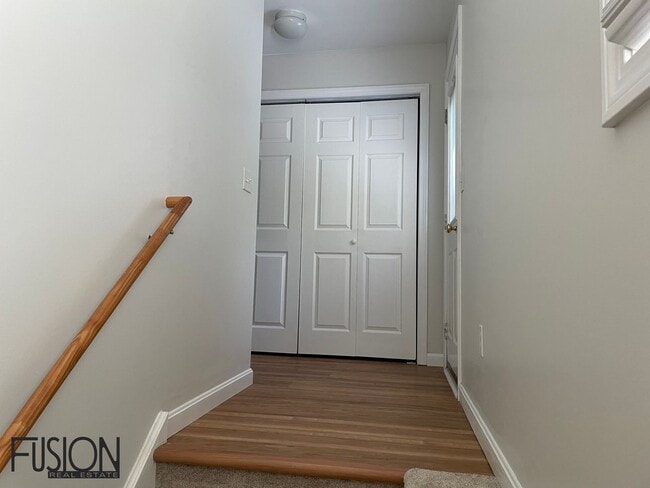 Building Photo - Peaceful Setback House in Essex Junction VT