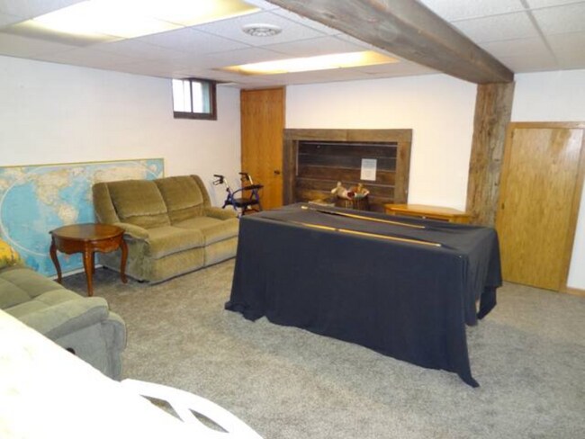 Basement Game Area - 946 14th Ave SW