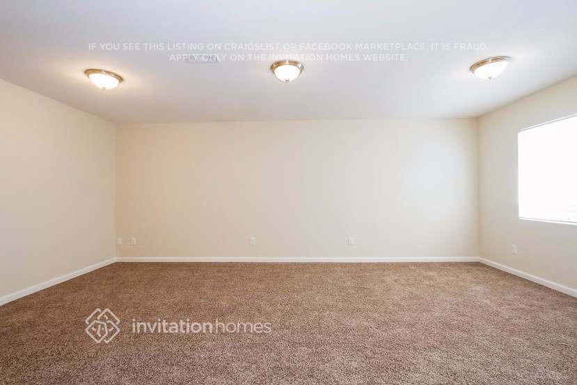 Building Photo - 524 Fox Run Cir