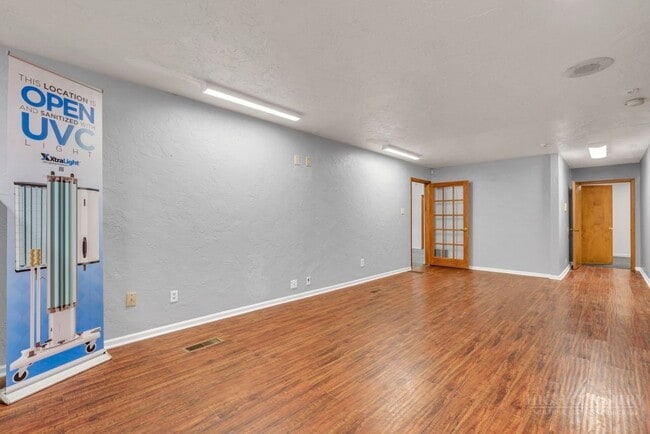 Building Photo - 483 NC-105 Extension