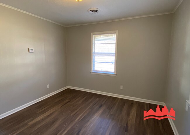 Building Photo - 745 Harahan Rd