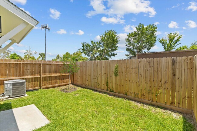 Building Photo - 3426 Bolin Rd