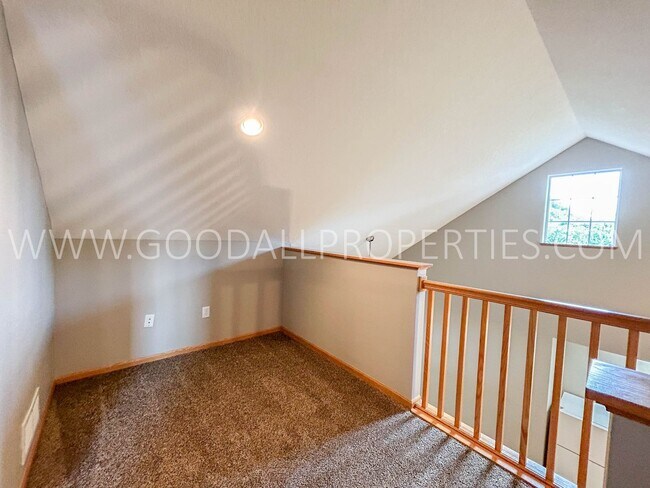 Building Photo - 4308 153rd Pl