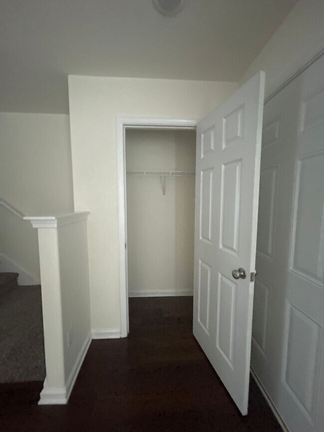 Building Photo - 80 BC