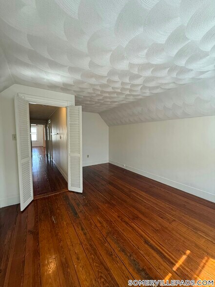 Building Photo - 79 Electric Ave