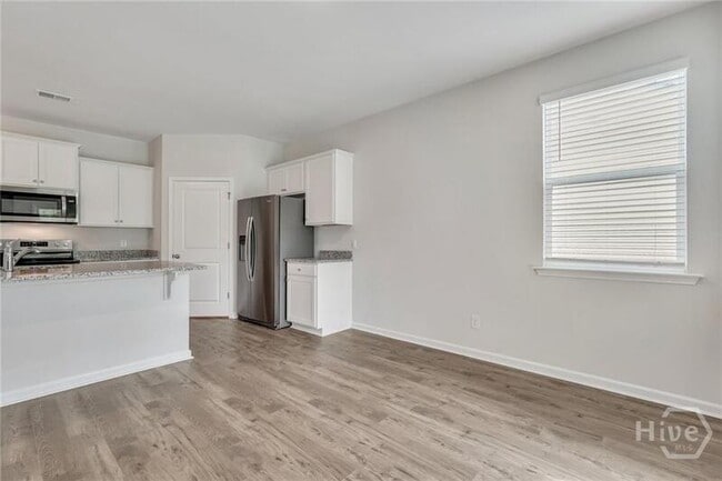Building Photo - 201 Coby Ln