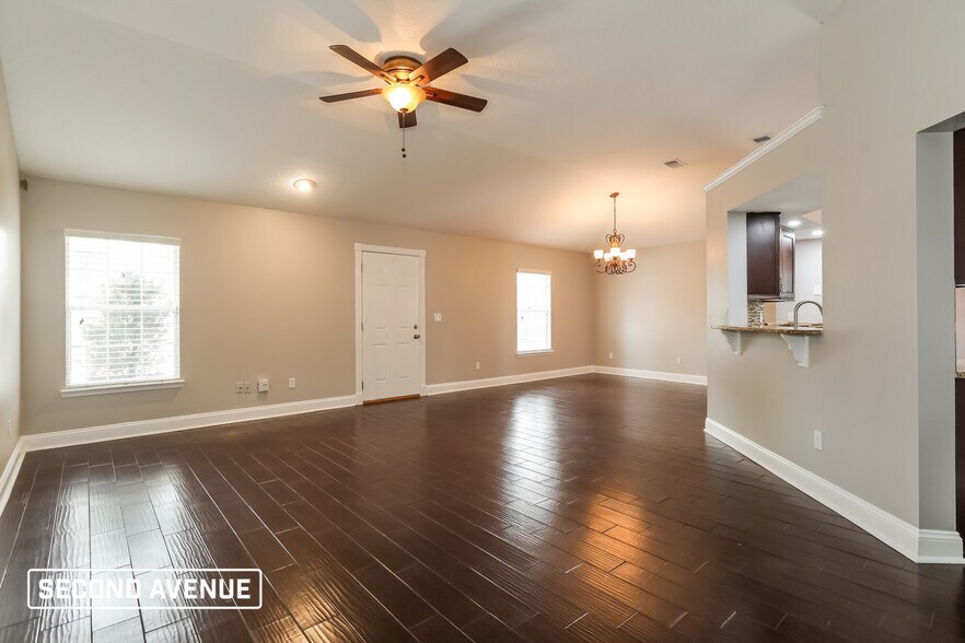 Building Photo - 7845 Lady Smith Ln