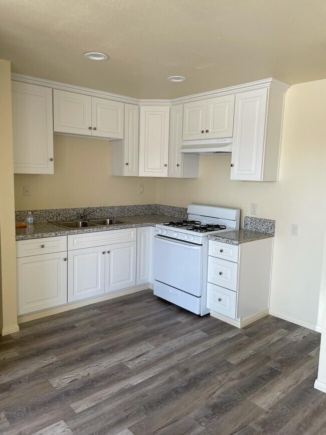 Garden Estate Apartments 5618 Tilton Ave Jurupa Valley CA 92509 Apartment Finder