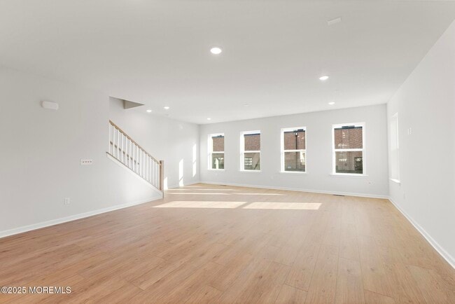 Building Photo - 20 Barton Ave