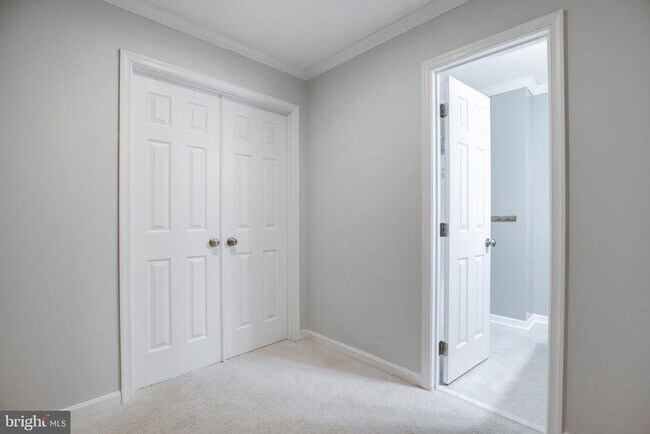 Building Photo - 5610 Gosling Ct