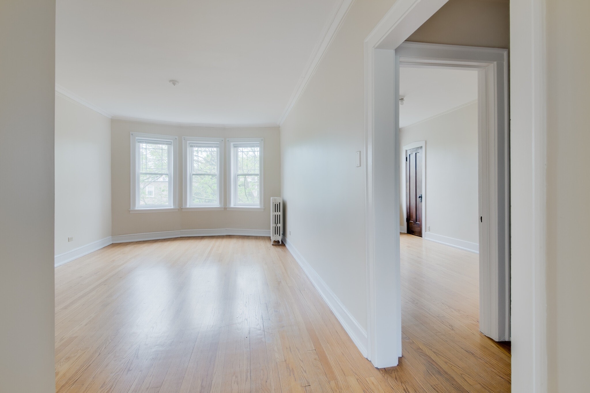 Building Photo - 1919 W Estes Ave