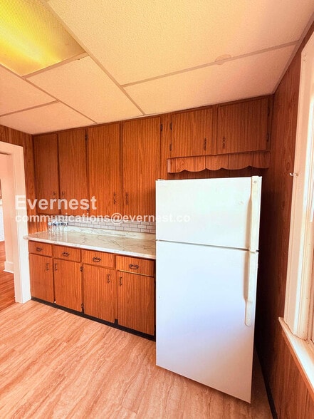 Building Photo - 3209 W Grand St