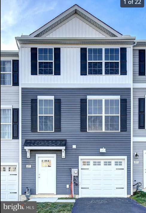 Building Photo - 12431 Jackson Ave