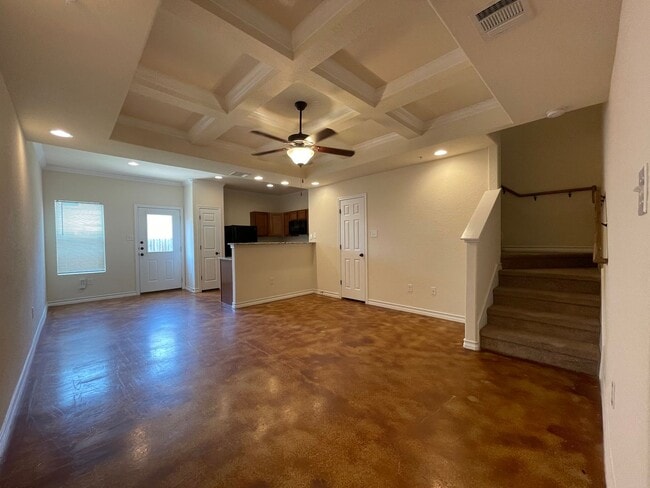 Building Photo - Townhome for rent