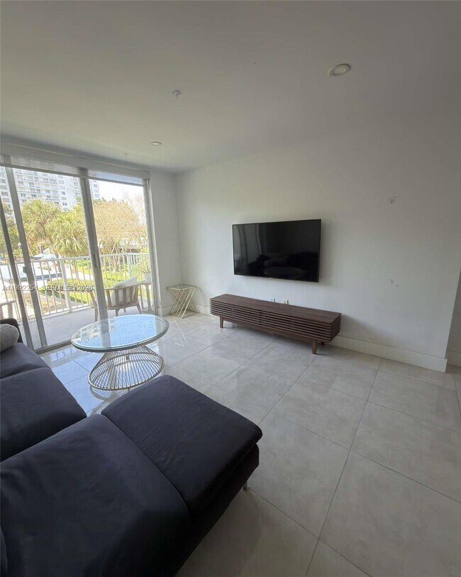 Building Photo - 2851 NE 183rd St