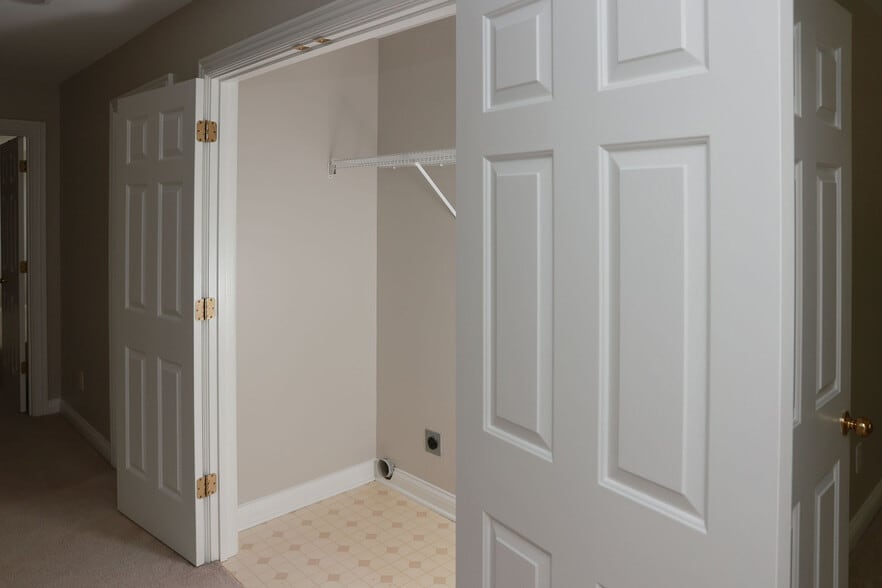 Building Photo - 3288 Snaffle Rd