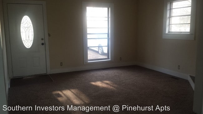 Building Photo - 2711 Monticello Dr NW