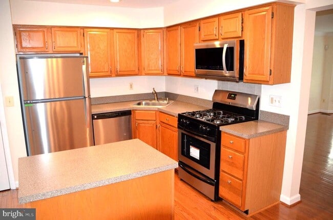 Building Photo - 6086 Joust Ln