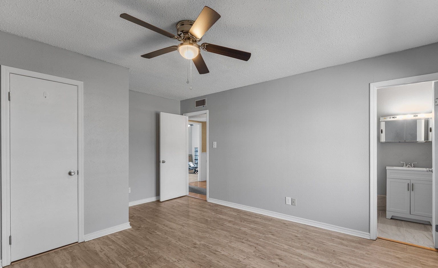 Building Photo - 216 Dirks Dr