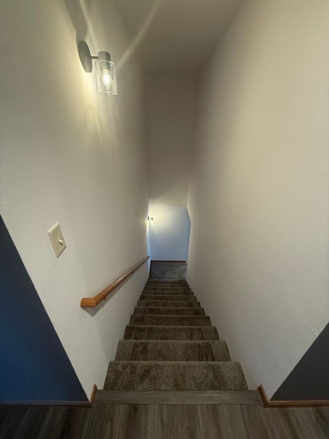 Building Photo - Remodeled 3BR 3BA Duplex in Black Earth – $2,950 Month-to-Month