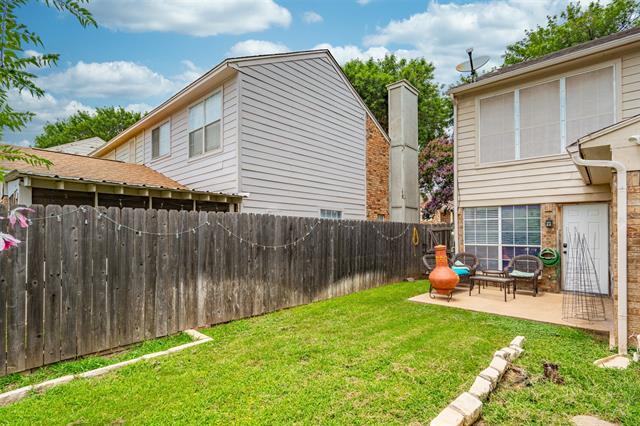 Building Photo - 1520 Beach Ln