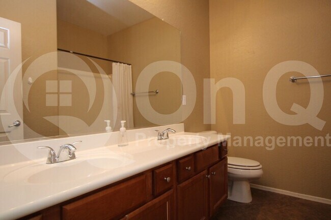 Building Photo - 4059 S Mingus Dr