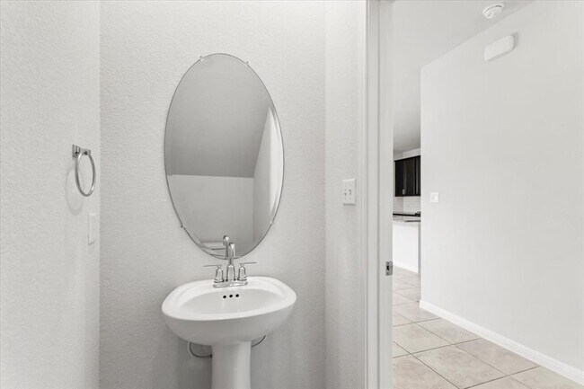 Building Photo - 105 Otella St