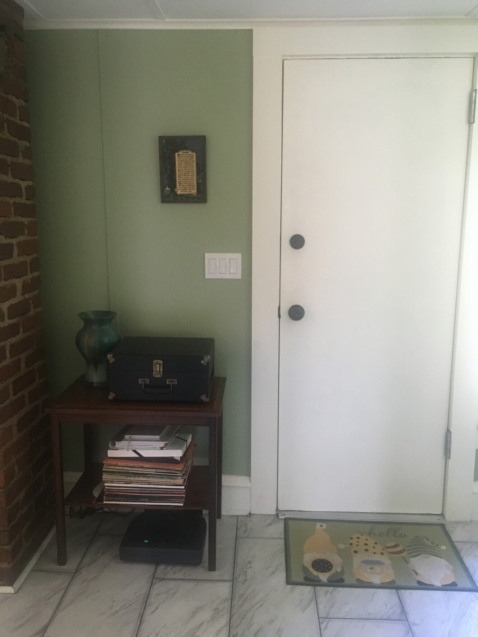 Building Photo - 1302 Hillside Ave