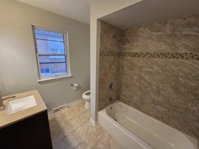 Building Photo - 1311 Kenmore Ave