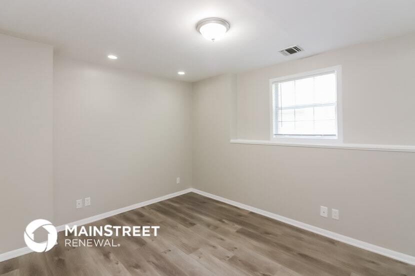 Building Photo - 306 W Sierra Dr