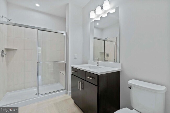 Building Photo - 3927 Fair Ridge Dr