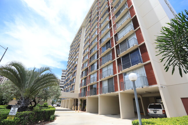 Building Photo - 1650 Kanunu St