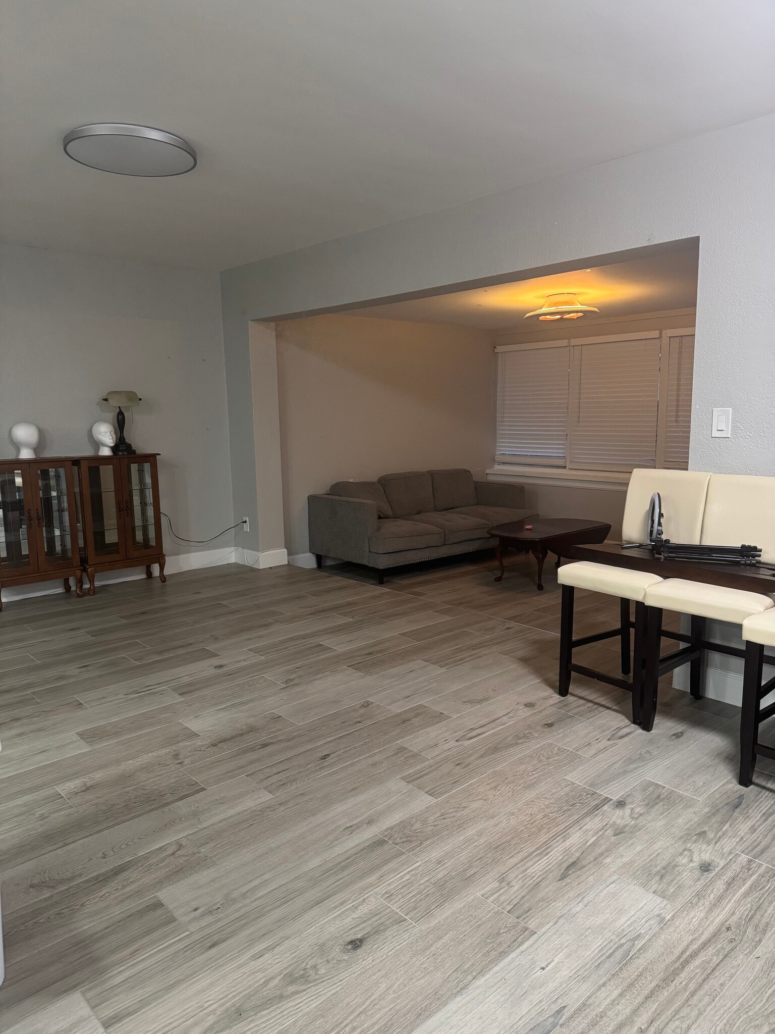 Building Photo - 7302 Ivory Way