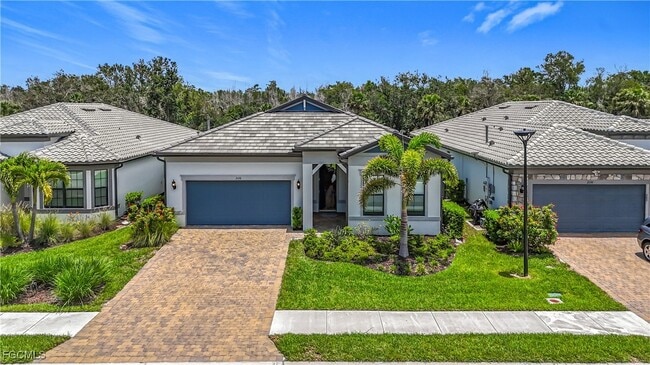 Building Photo - 2126 Yellowfin Cir