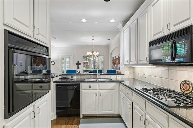 Building Photo - 4147 Towne Green Cir