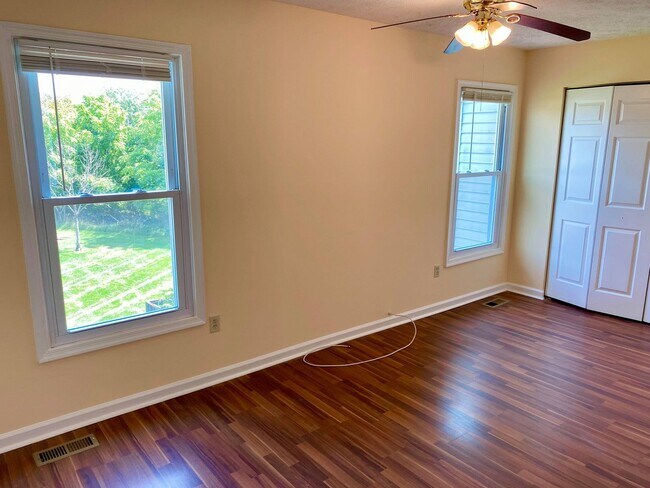 Building Photo - 1711 Winding Brook Way