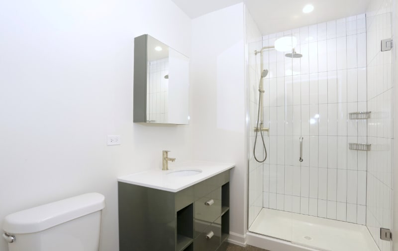 Building Photo - 114 W Chicago Ave