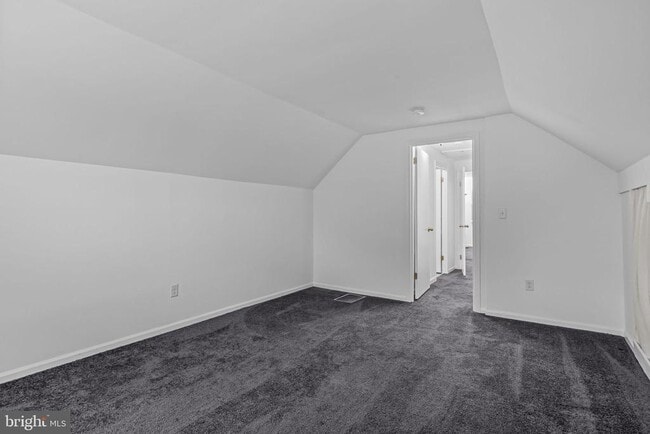 Building Photo - 604 Iva Ln