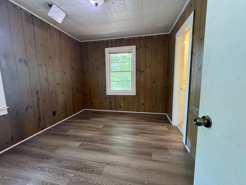 Building Photo - 7203 Porcher Dr