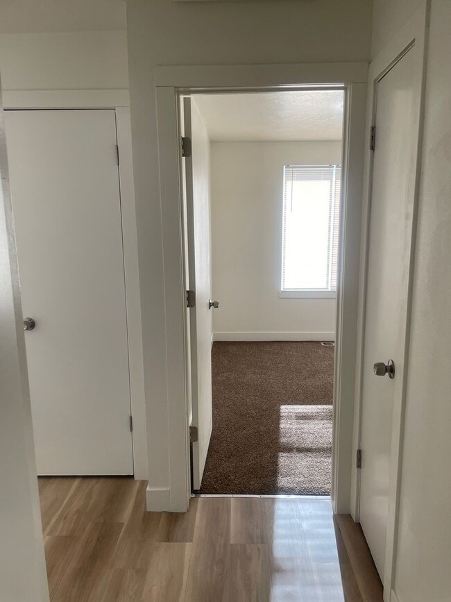 Building Photo - 3-Bedroom Twin Home with Private Backyard