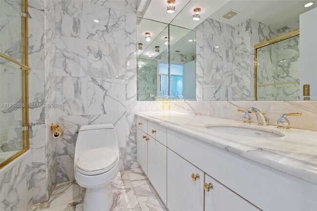 Building Photo - 9601 Collins Ave