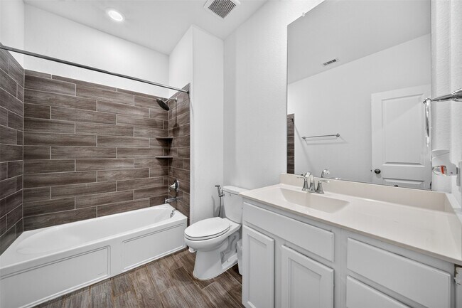Building Photo - 6330 Ontario Dr