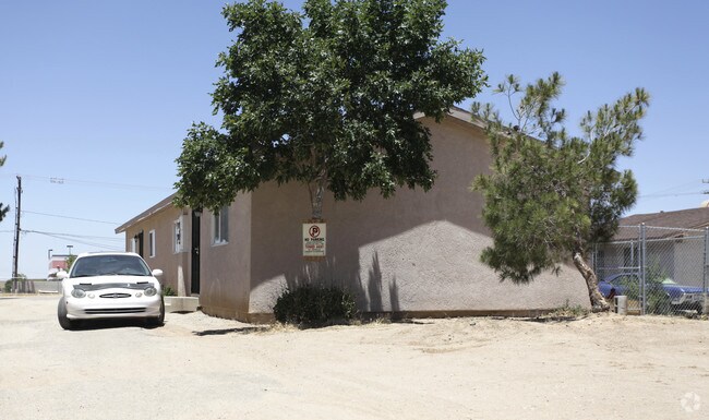 Building Photo - 15250 Sequoia Ave