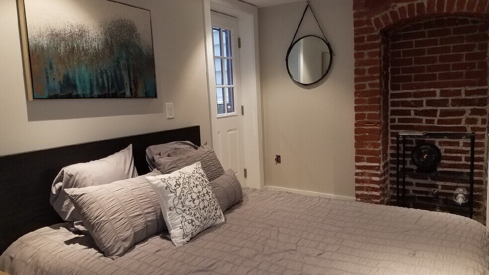 Building Photo - 51 Q St NW