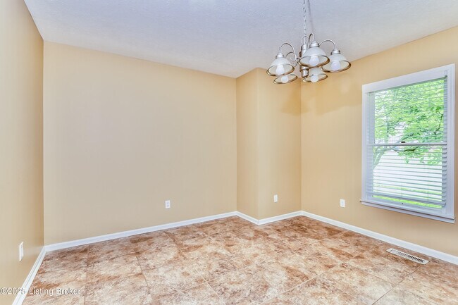 Building Photo - 7303 Kort Way