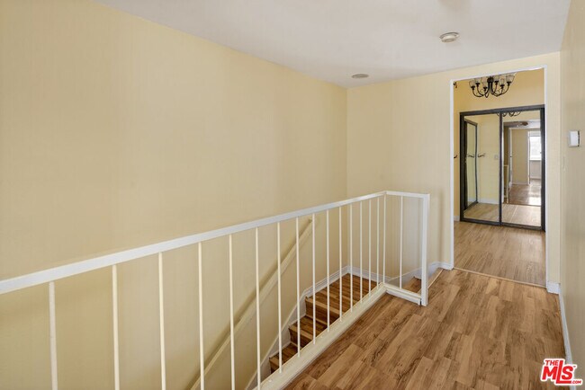 Building Photo - 13360 Maxella Ave