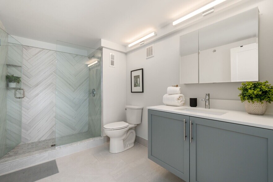 Building Photo - 50 Hichborn St