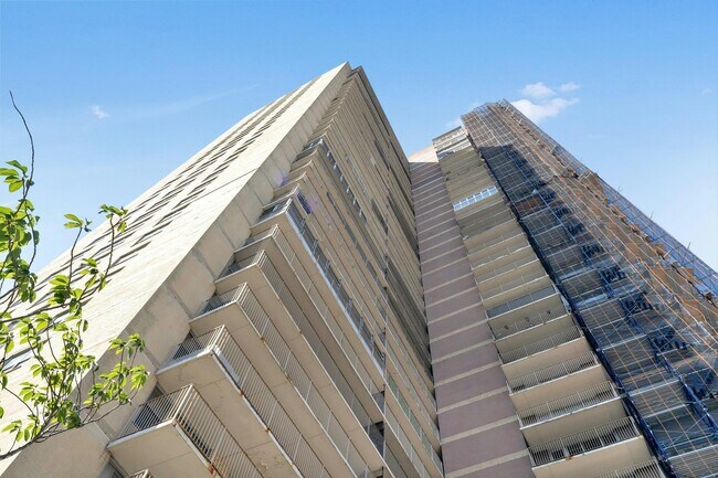 Building Photo - 6040 JFK Blvd E