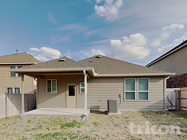 Building Photo - 14003 Elounda