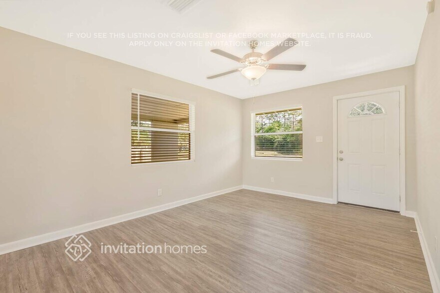 Building Photo - 1144 Skye Dr E